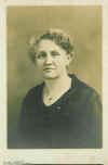 birdunknownlady.jpg (211216 bytes)