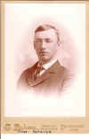 schweincharles2.jpg (407646 bytes)